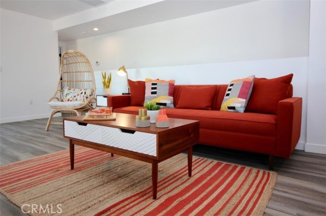 Detail Gallery Image 5 of 23 For 1416 S Cloverdale, Los Angeles,  CA 90019 - 3 Beds | 3 Baths