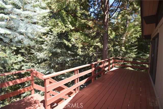 Detail Gallery Image 12 of 16 For 26227 Lake Forest Dr, Twin Peaks,  CA 92391 - 2 Beds | 2 Baths