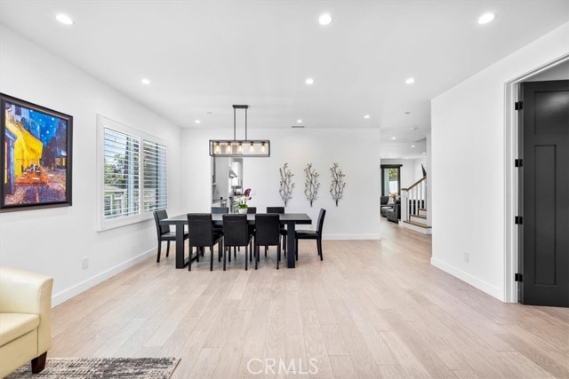 3213 Pine Ave, Manhattan Beach, California 90266, 5 Bedrooms Bedrooms, ,1 BathroomBathrooms,Residential,Sold,Pine Ave,SB22146634