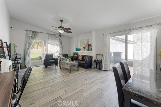 Image 12 of 25 For 3862 Ravenswood Drive