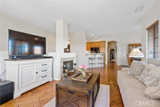 Detail Gallery Image 11 of 40 For 28003 Dickason, Valencia,  CA 91354 - 2 Beds | 2 Baths