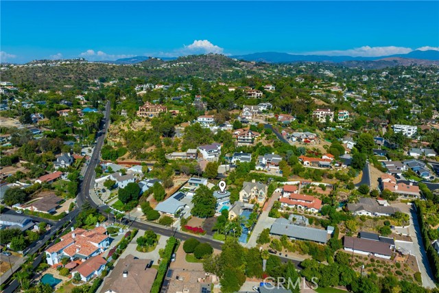 12852 Fairhaven, Santa Ana CA: https://media.crmls.org/medias/e6c20920-7d29-4462-be48-7bd44a402a43.jpg