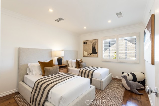 Detail Gallery Image 25 of 55 For 5985 Vista De La Luz, Woodland Hills,  CA 91367 - 4 Beds | 3/1 Baths