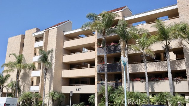 727 Esplanade, Redondo Beach, California 90277, 2 Bedrooms Bedrooms, ,2 BathroomsBathrooms,Residential,Sold,Esplanade,SB18139902