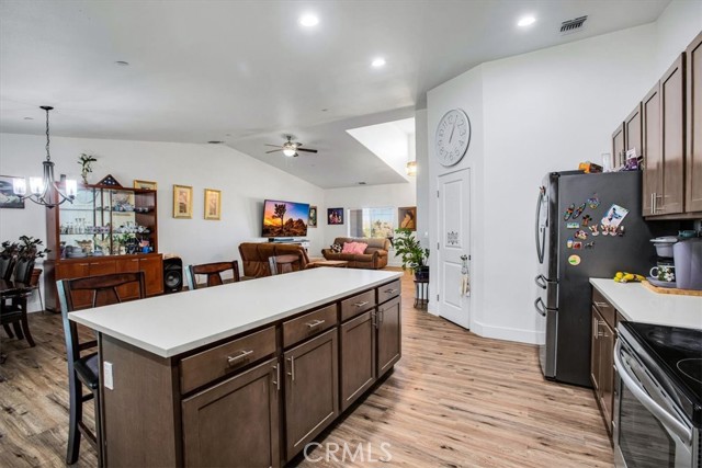 Detail Gallery Image 14 of 53 For 58385 Delano Trl, Yucca Valley,  CA 92284 - 4 Beds | 2 Baths