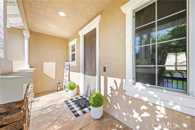 Detail Gallery Image 3 of 37 For 12828 Pattison St, Corona,  CA 92880 - 4 Beds | 2/1 Baths