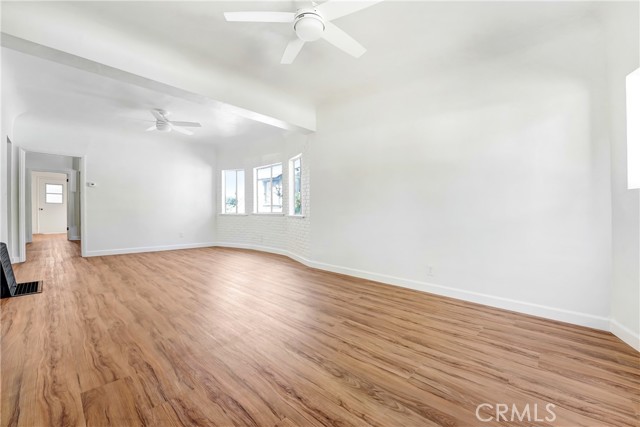 Detail Gallery Image 3 of 26 For 5830 Fayette, Los Angeles,  CA 90042 - 3 Beds | 2 Baths