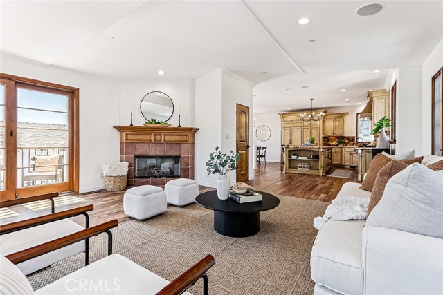 Detail Gallery Image 9 of 36 For 3101 Alma Ave, Manhattan Beach,  CA 90266 - 3 Beds | 3/1 Baths