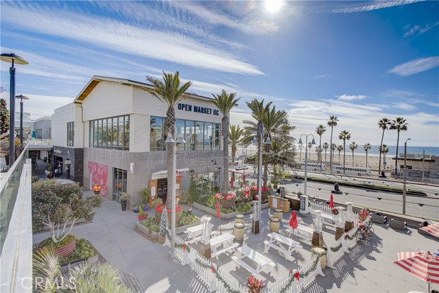 Detail Gallery Image 33 of 46 For 16562 Regina #4,  Huntington Beach,  CA 92649 - 2 Beds | 1 Baths