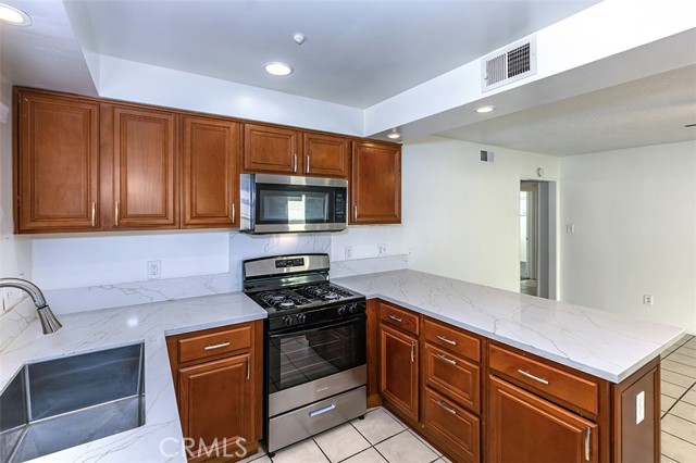 Detail Gallery Image 9 of 23 For 15653 Richvale, Whittier,  CA 90604 - 3 Beds | 2 Baths
