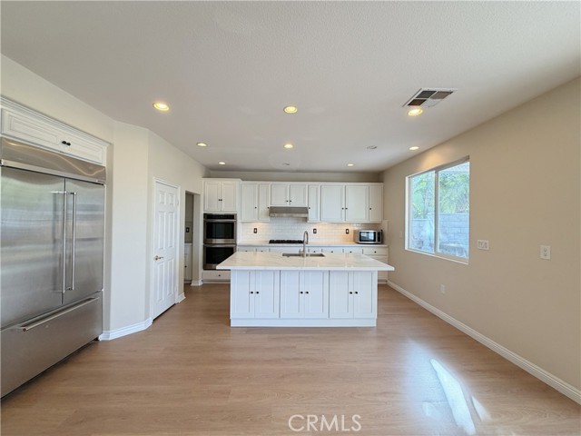 Detail Gallery Image 14 of 39 For 17450 Drake St, Yorba Linda,  CA 92886 - 5 Beds | 4 Baths