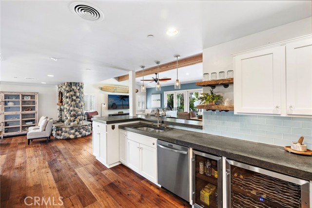 Detail Gallery Image 16 of 61 For 204 Esplanade, San Clemente,  CA 92672 - 4 Beds | 2/1 Baths