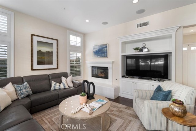 Detail Gallery Image 13 of 34 For 17291 Wareham, Huntington Beach,  CA 92649 - 3 Beds | 2/1 Baths