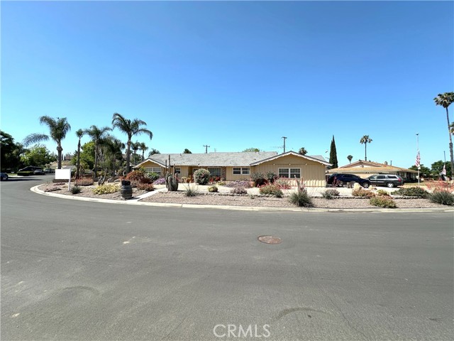 Detail Gallery Image 3 of 26 For 1936 Pali Dr, Norco,  CA 92860 - 3 Beds | 2 Baths
