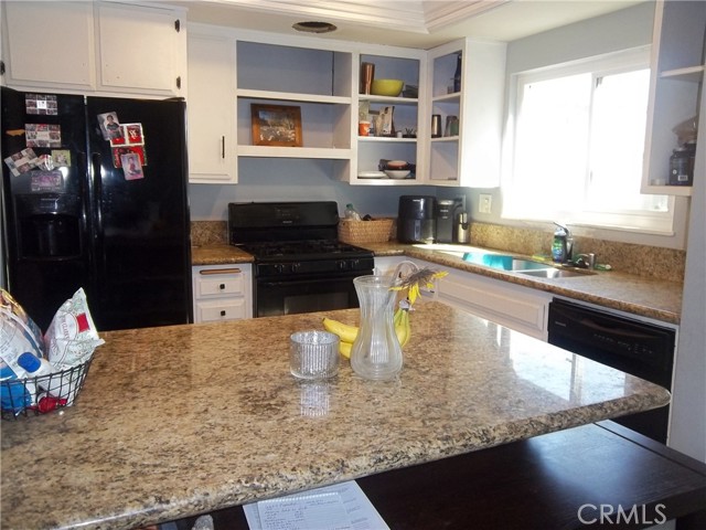 Detail Gallery Image 11 of 18 For 6604 Kameha, Yorba Linda,  CA 92886 - 3 Beds | 2 Baths