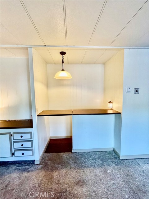 703 Oro Dam W Boulevard, Oroville CA: https://media.crmls.org/medias/e6cb8538-adb9-4c3f-949a-fda99bb6c26b.jpg