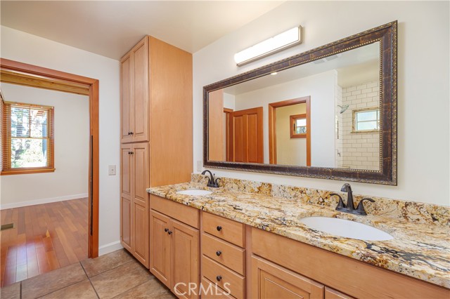 Detail Gallery Image 15 of 38 For 16 Meadow View Ln, San Geronimo,  CA 94963 - 3 Beds | 3/2 Baths