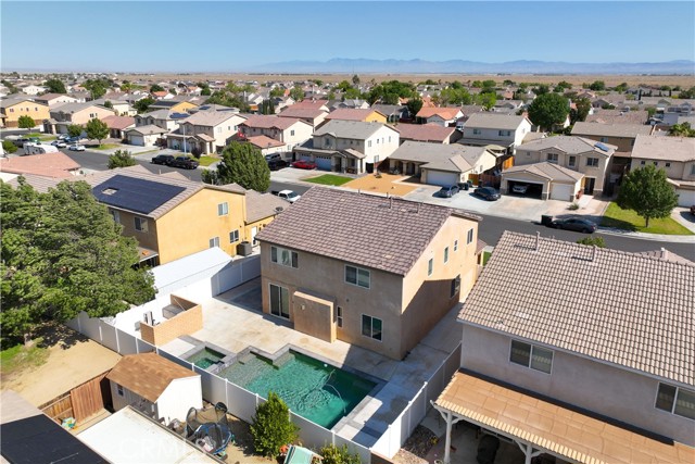 3429 Gemstone Avenue, Rosamond CA: https://media.crmls.org/medias/e6cd8dd6-106b-4167-8301-e8f58d9a6269.jpg