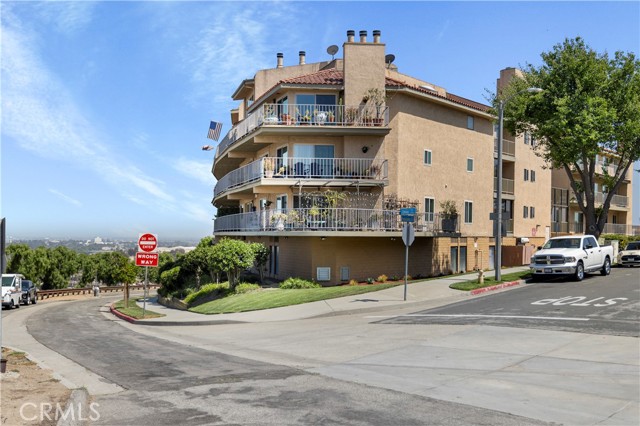 Image 50 of 54 For 2700 Panorama Drive 208