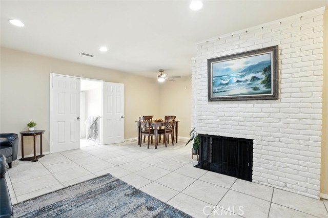 2709 W 109th Street, Inglewood CA: https://media.crmls.org/medias/e6cf79e5-0ac1-425e-ab6e-ff91f4b781d3.jpg