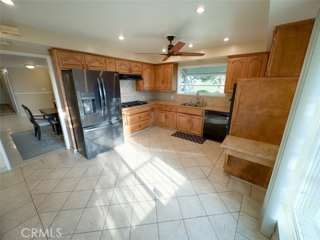 Detail Gallery Image 6 of 45 For 2651 Sleepy Hollow Pl, Glendale,  CA 91206 - 3 Beds | 2 Baths