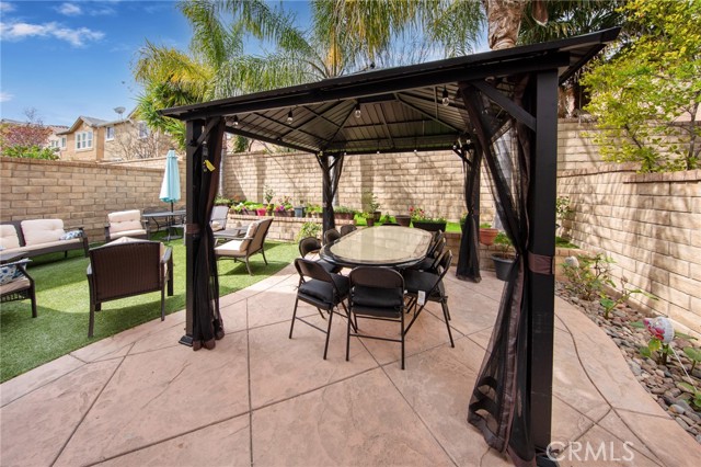 Detail Gallery Image 15 of 18 For 28225 Clementine Dr, Saugus,  CA 91350 - 3 Beds | 2/1 Baths
