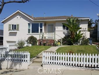 665 W Palm Avenue El Segundo, California *** AVAILABLE AUGUST 1, 2020 *** BRIGHT & BEAUTIFUL!! Located on a CUL DE SAC street, 2 blocks from the beach. Completely remodeled 3 bdrm 2 baths (OR 2 BDRM + OFFICE) home in El Segundo! *PET OK UNDER 25 LBS * New Kitchen, New Baths, New Paint, HARDWOOD FLOORS, Ocean Peek! AIR CONDITIONING! Home Perched above the street - lawn & neighborhood view from the picture window in the living area. Includes "white picket fence" and small front porch. The front garden includes roses, solar lighting, a spacious front lawn; Gardners Delight! OPEN FLOORPLAN - Living room opens up to a completely remodeled kitchen with all new stainless steel appliances, KITCHEN ISLAND, PLENTY OF COUNTER SPACE, and cupboard space (some glass), & bar stools included. GREAT ENTERTAINING SPACE! The dining area is right off the kitchen SURROUNDED by WINDOWS AND SKYLIGHTS ABOVE, garden patio view & back deck/backyard. Back deck for morning dining and overlooks backyard and ocean peek. Private Master Bdrm with 2 closets, newer bath, & skylights above the bathtub. The second bedroom is spacious and light towards the front of the home, and the third bedroom can be used as an office or bedroom. Hardwood floors run throughout the entire home. Main baths include Quartz counters, walk-in shower, plenty of counter space, and cabinets/drawers. Parking for 2 cars in driveway/OR FULL GARAGE (see remarks). Walk to downtown, GREAT schools, dunes, parks, shopping, & Beach! LAX/405 & 105 Frwy - 3 minutes!