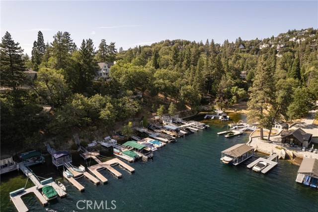 Detail Gallery Image 42 of 44 For 28819 North Shore Rd, Lake Arrowhead,  CA 92352 - 6 Beds | 6 Baths