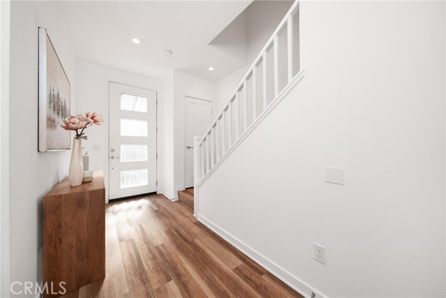 Detail Gallery Image 12 of 35 For 152 Schick, Irvine,  CA 92614 - 4 Beds | 3/1 Baths