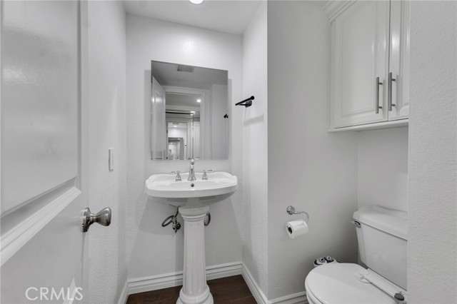 Detail Gallery Image 11 of 31 For 23473 Park Sorrento #8,  Calabasas,  CA 91302 - 3 Beds | 2/1 Baths