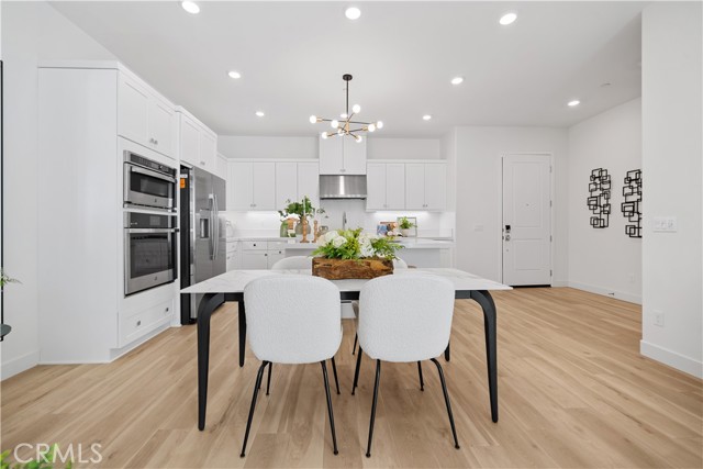 Detail Gallery Image 15 of 32 For 163 Baluster, Irvine,  CA 92618 - 1 Beds | 1 Baths