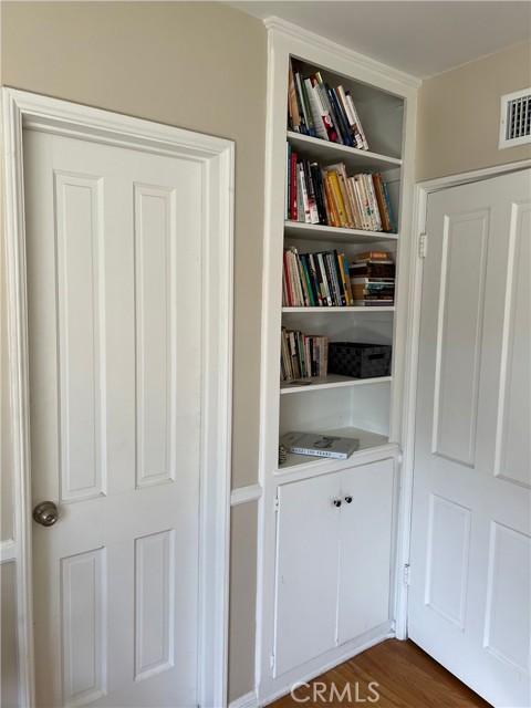 Detail Gallery Image 14 of 44 For 2539 Santiago, Santa Ana,  CA 92706 - 3 Beds | 2 Baths