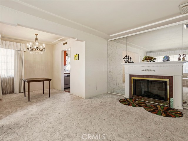 Image 11 of 56 For 236 Providencia Avenue