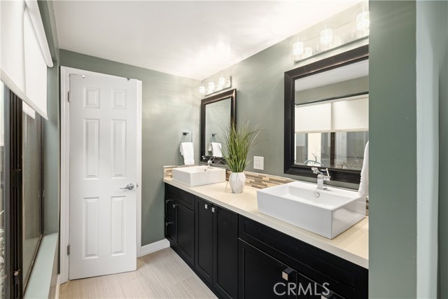 2609 Nelson Avenue, Redondo Beach, California 90278, 2 Bedrooms Bedrooms, ,1 BathroomBathrooms,Residential,Sold,Nelson,SB21204814