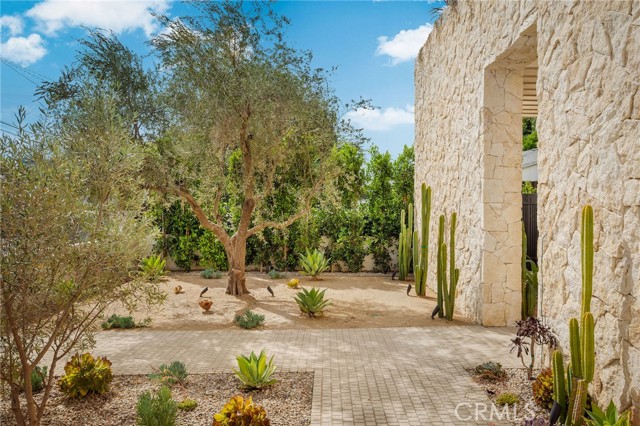 Detail Gallery Image 7 of 72 For 15447 Huston, Sherman Oaks,  CA 91403 - 5 Beds | 5/1 Baths