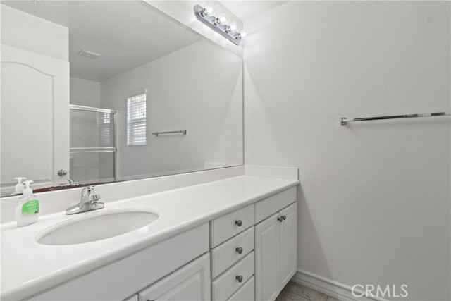 37707 Tamarind Court, Palmdale CA: https://media.crmls.org/medias/e6d473bd-c7ee-4ae6-bdc6-492d6278a7f0.jpg