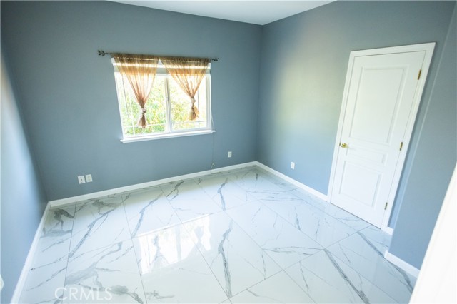 24115 Black Bart Court, Corning CA: https://media.crmls.org/medias/e6d4ab97-48e3-49fd-b833-5af7d2f8d4cb.jpg