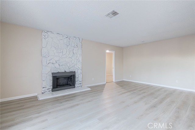 Detail Gallery Image 20 of 49 For 1201 Camran, Lancaster,  CA 93535 - 5 Beds | 3 Baths