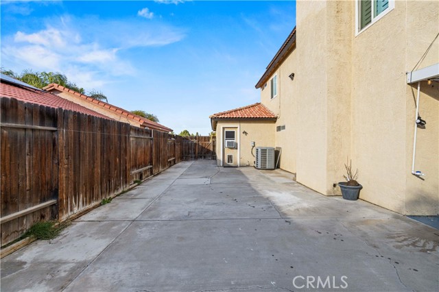 Detail Gallery Image 71 of 73 For 10213 Single Oak Dr, Bakersfield,  CA 93311 - 3 Beds | 2/1 Baths