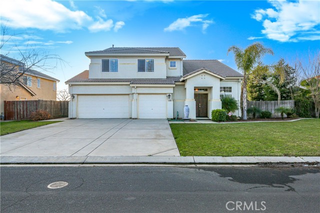 Detail Gallery Image 1 of 1 For 12060 Pheasant Run Bld, Chowchilla,  CA 93610 - 5 Beds | 3/1 Baths