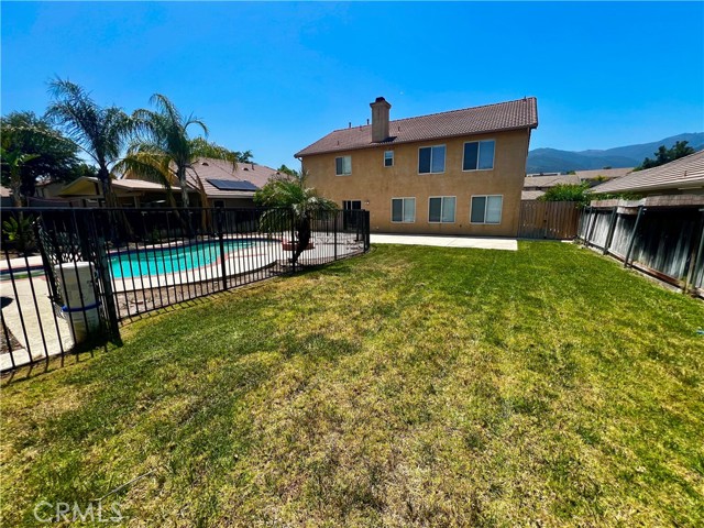 361 Adirondack Drive, Corona CA: https://media.crmls.org/medias/e6d73fd5-2e91-4f70-89ae-110c2e2af498.jpg