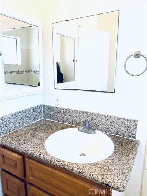 Detail Gallery Image 9 of 9 For 5836 Kingman Ave #D,  Buena Park,  CA 90621 - 2 Beds | 1 Baths