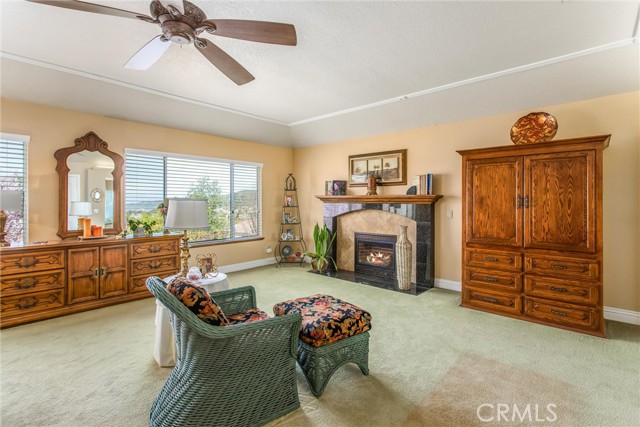 Detail Gallery Image 36 of 61 For 36616 Woodbriar St, Yucaipa,  CA 92399 - 4 Beds | 3/1 Baths