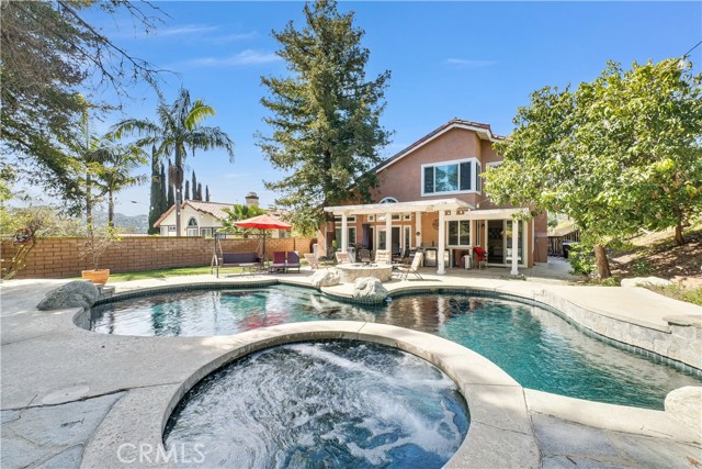 Detail Gallery Image 3 of 43 For 5560 via Cantada, Yorba Linda,  CA 92887 - 4 Beds | 3 Baths