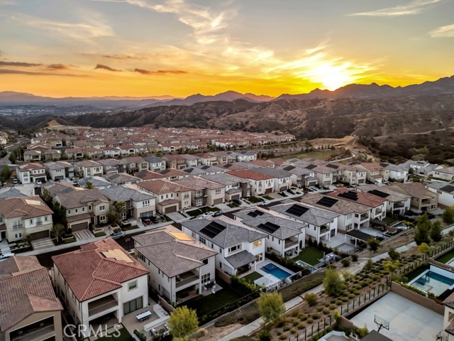 Detail Gallery Image 65 of 75 For 20725 W Bluebird Ct, Porter Ranch,  CA 91324 - 5 Beds | 5/1 Baths