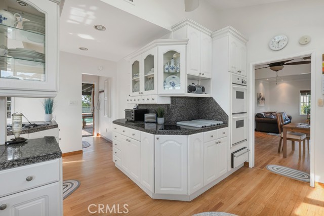 3385 Charleston photo 28