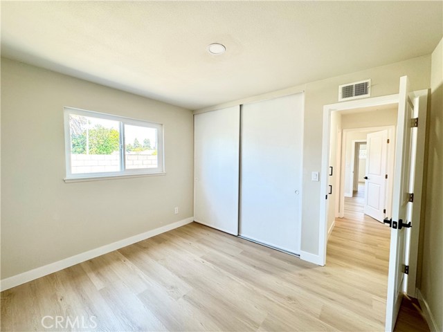 Detail Gallery Image 15 of 23 For 16501 Rhone Ln, Huntington Beach,  CA 92647 - 4 Beds | 2 Baths