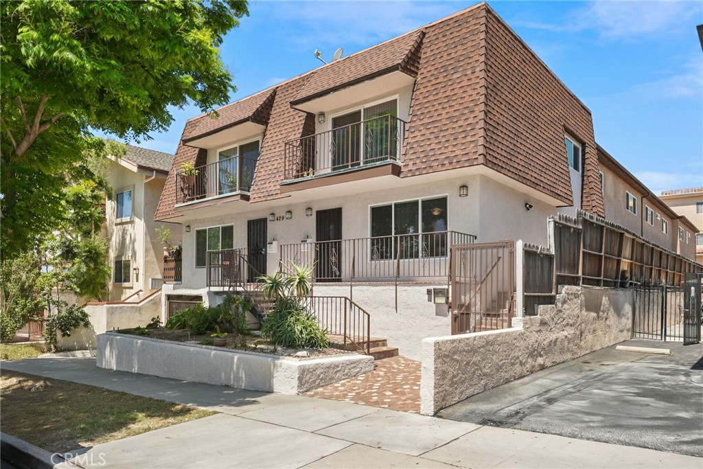429 E Providencia Avenue #B