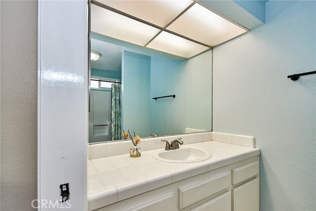Detail Gallery Image 20 of 37 For 2025 Artesia Bld #G,  Torrance,  CA 90504 - 2 Beds | 2 Baths