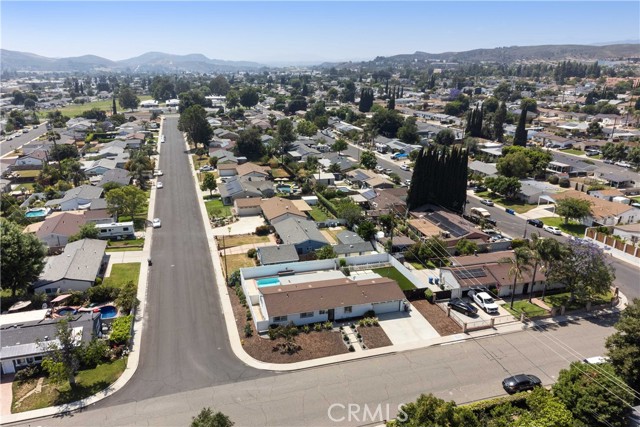 2241 Cordero Avenue, Simi Valley CA: https://media.crmls.org/medias/e6db8dc8-7ced-4dd7-9c03-abc330245e19.jpg
